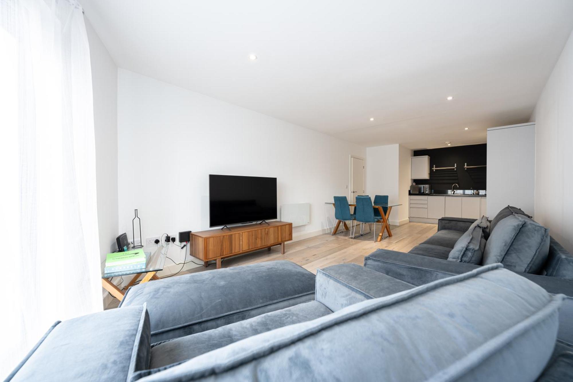 Luxury Apartment By Ocean Village Marina サウサンプトン エクステリア 写真